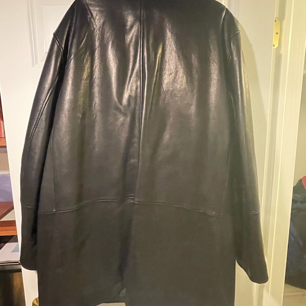 Leather jacket - Picture 4 of 5